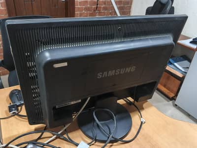 Samsung LCD LED Monitor – Excellent Condition