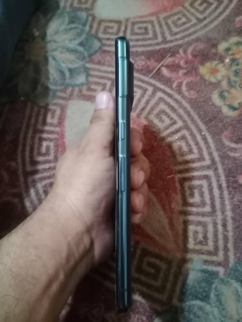 Google Pixel 7 Pro 6