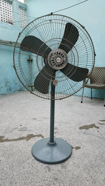Pedestal Fan for sale