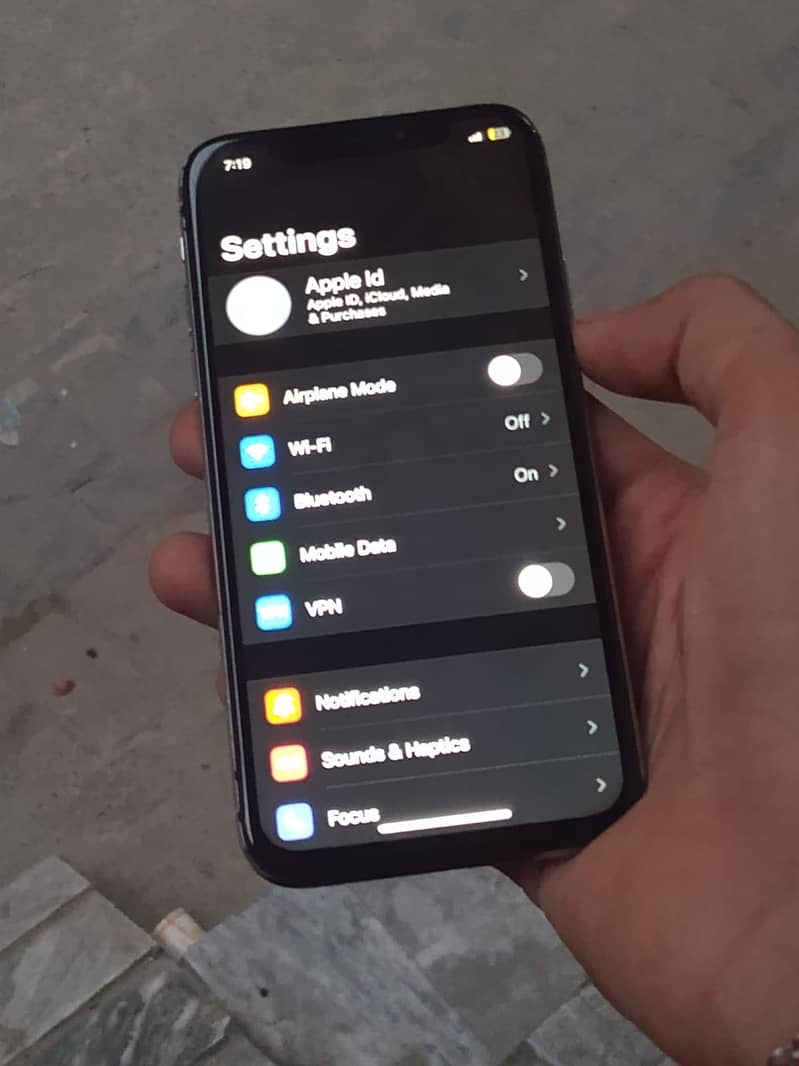 Apple iPhone X 3
