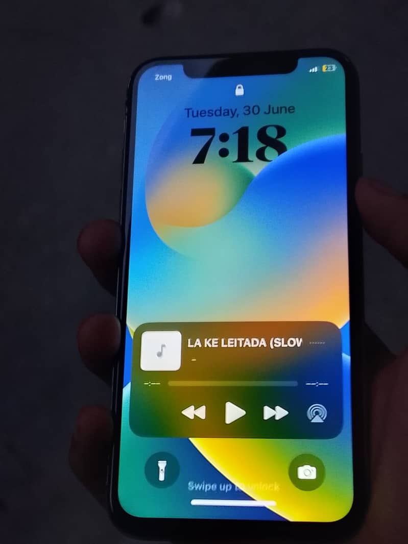 Apple iPhone X 6