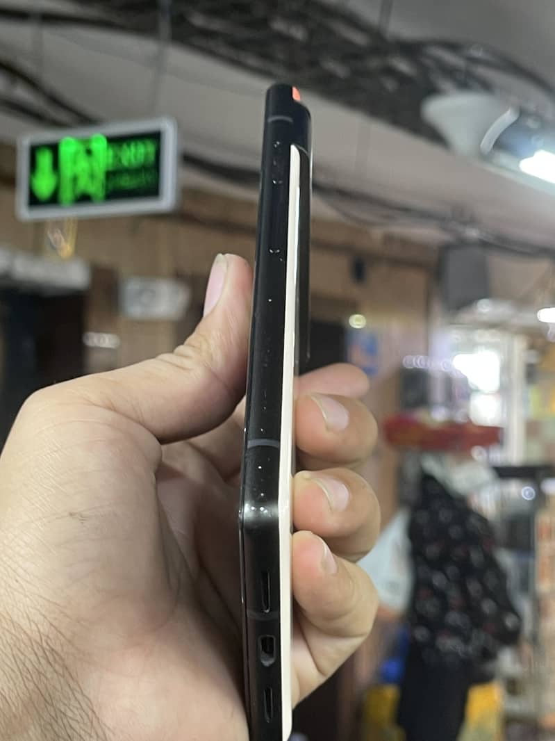 Google Pixel 6 5