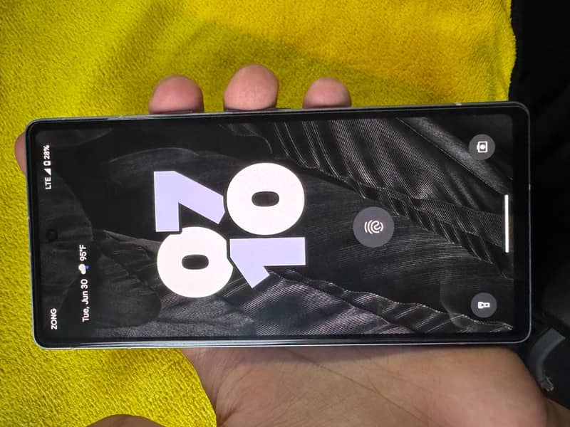 Google Pixel 7a 1