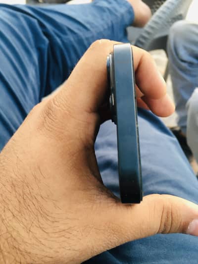 Apple iPhone 14