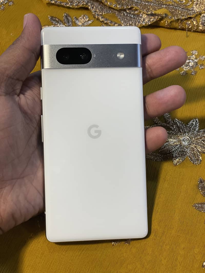 Google Pixel 7a 2