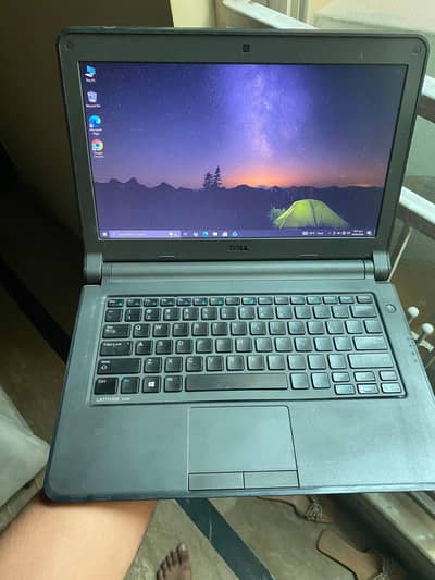 Dell i3 with Bag Laptop (0306 6067676) Ye title dena Ye title dena