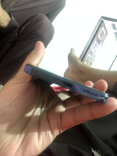 Vivo Y100