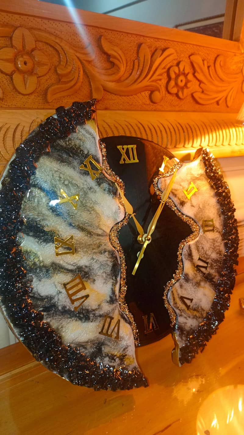 luxury clock 2