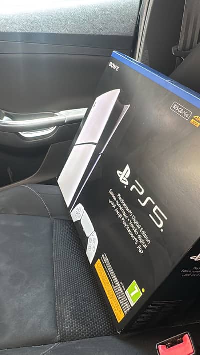 Ps5 console. Silm digital