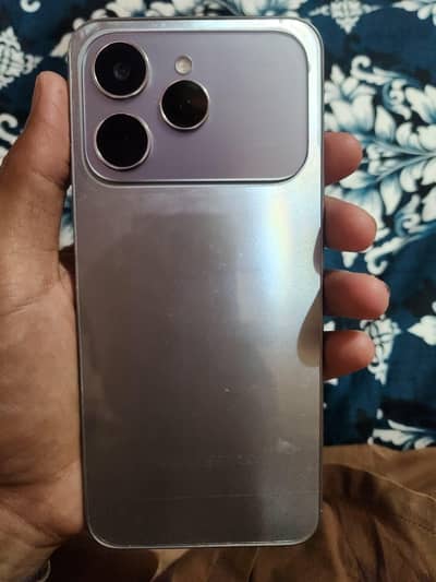 Tecno Spark 40
