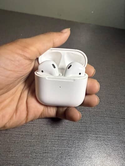 Title: FW4 Wireless Bluetooth Earbuds with Charging Case