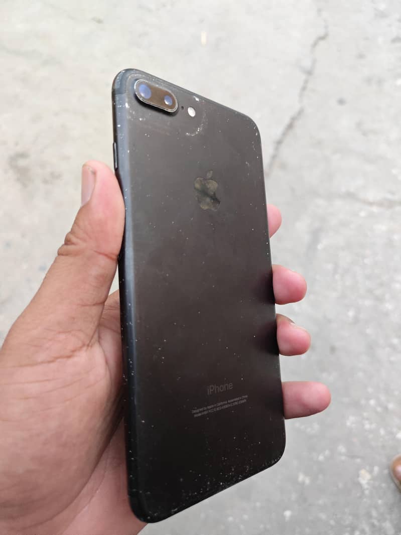 iphone 7 plus 32gp 4