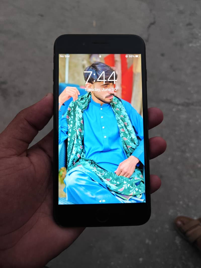 iphone 7 plus 32gp 8