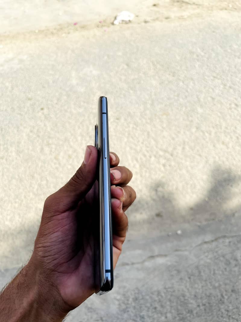 One Plus 7T 5