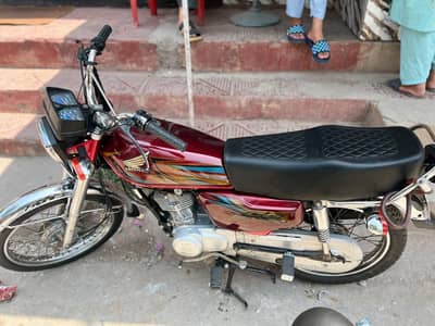 Honda cg125 10/10 condition
