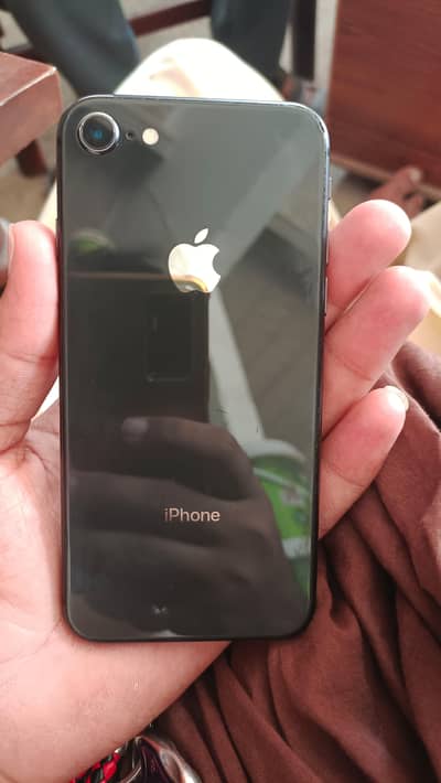Apple iPhone 8