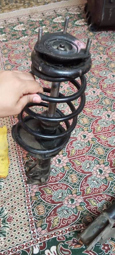 Nissan Sunny shock Absorbar