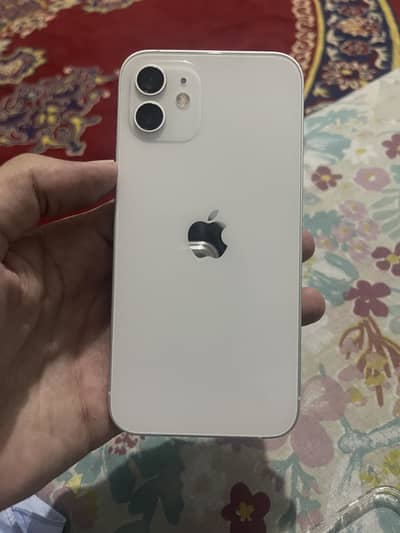 Apple iPhone 12