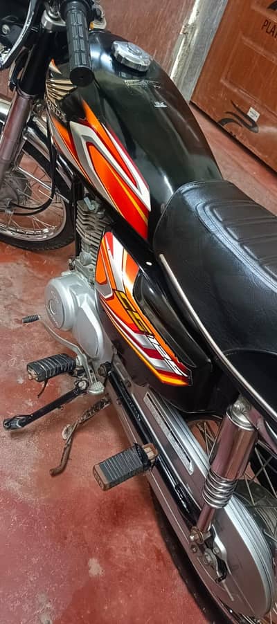 HONDA 125 all punjab number zero meter canditon