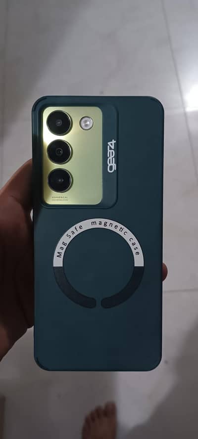 Vivo Y100