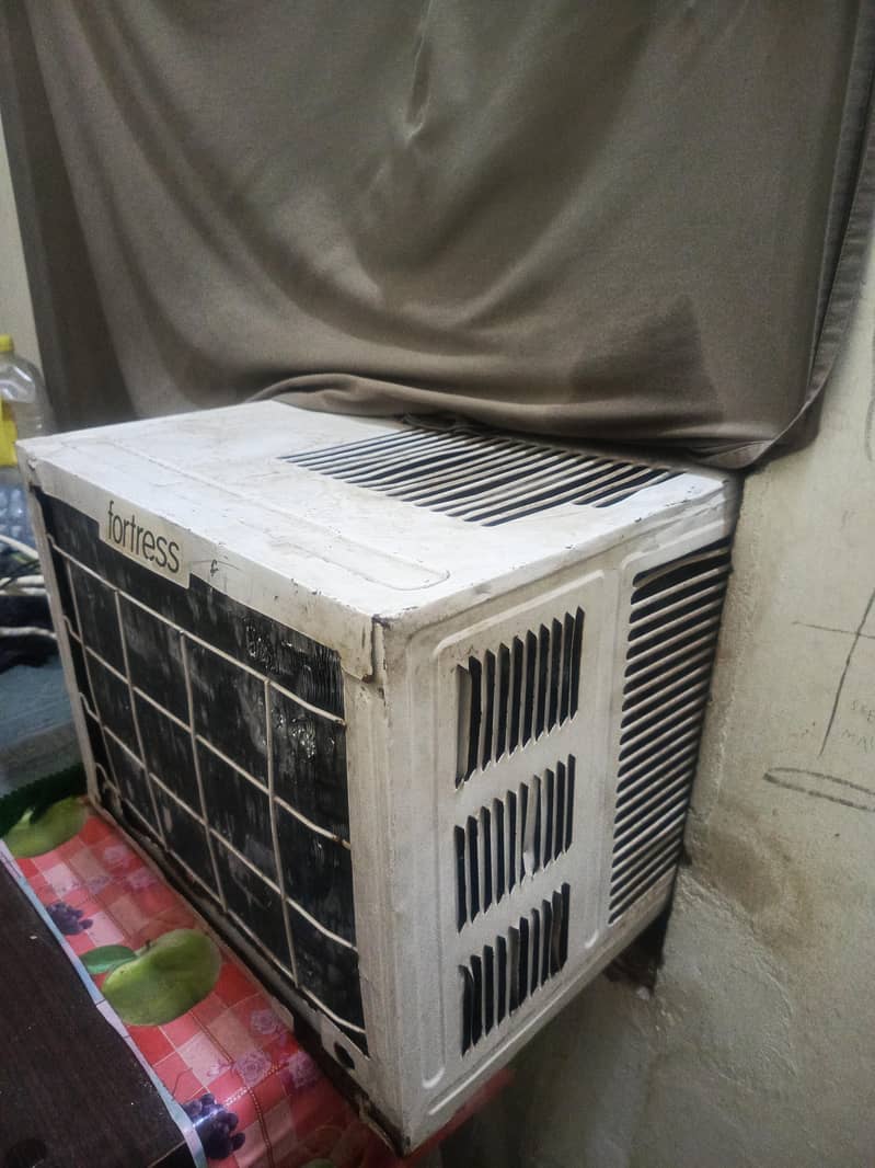 . 75 ton window ac 1