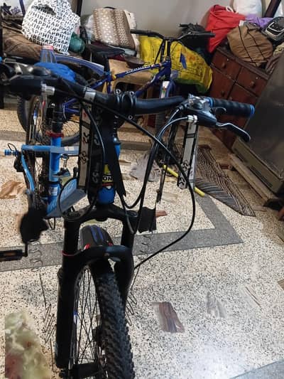 12 gear ki hai