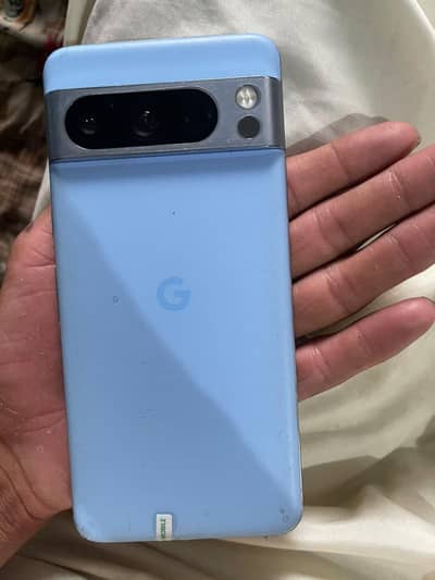 Google Pixel 8 Pro