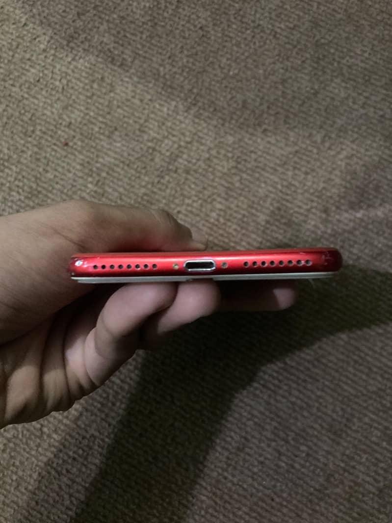 Apple iPhone 7 Plus 5
