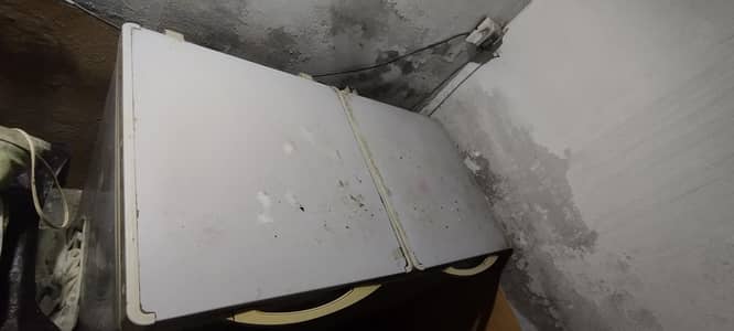dawlance ka deep freezer double door