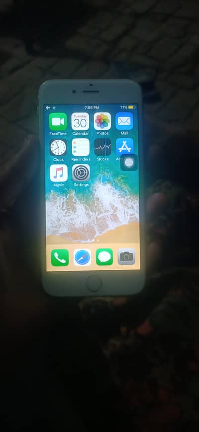Apple iPhone 6 bhi urgent sell kar na ha