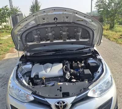 2022 Toyota Yaris Ativ Manual.