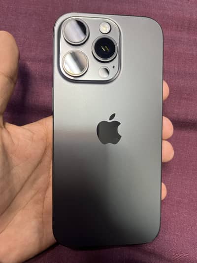Apple iPhone 16 Pro