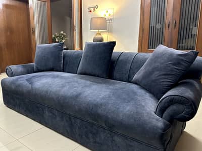 SOLID WOOD 5 SEATER SOFA SET + 6 CUSHIONS
