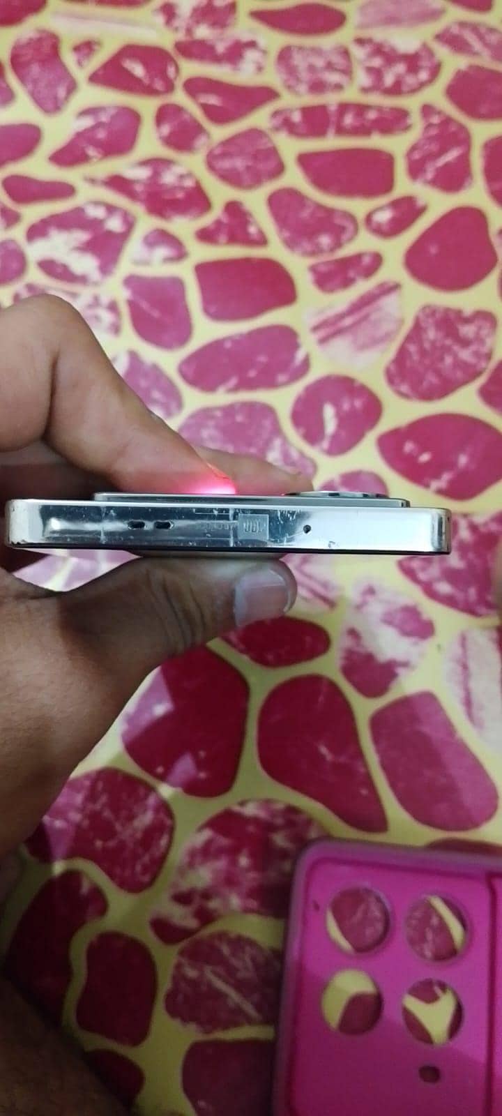 Infinix Note 40 4