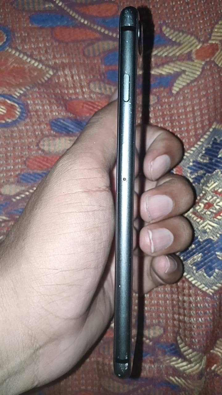 Apple iPhone 8 Plus 2