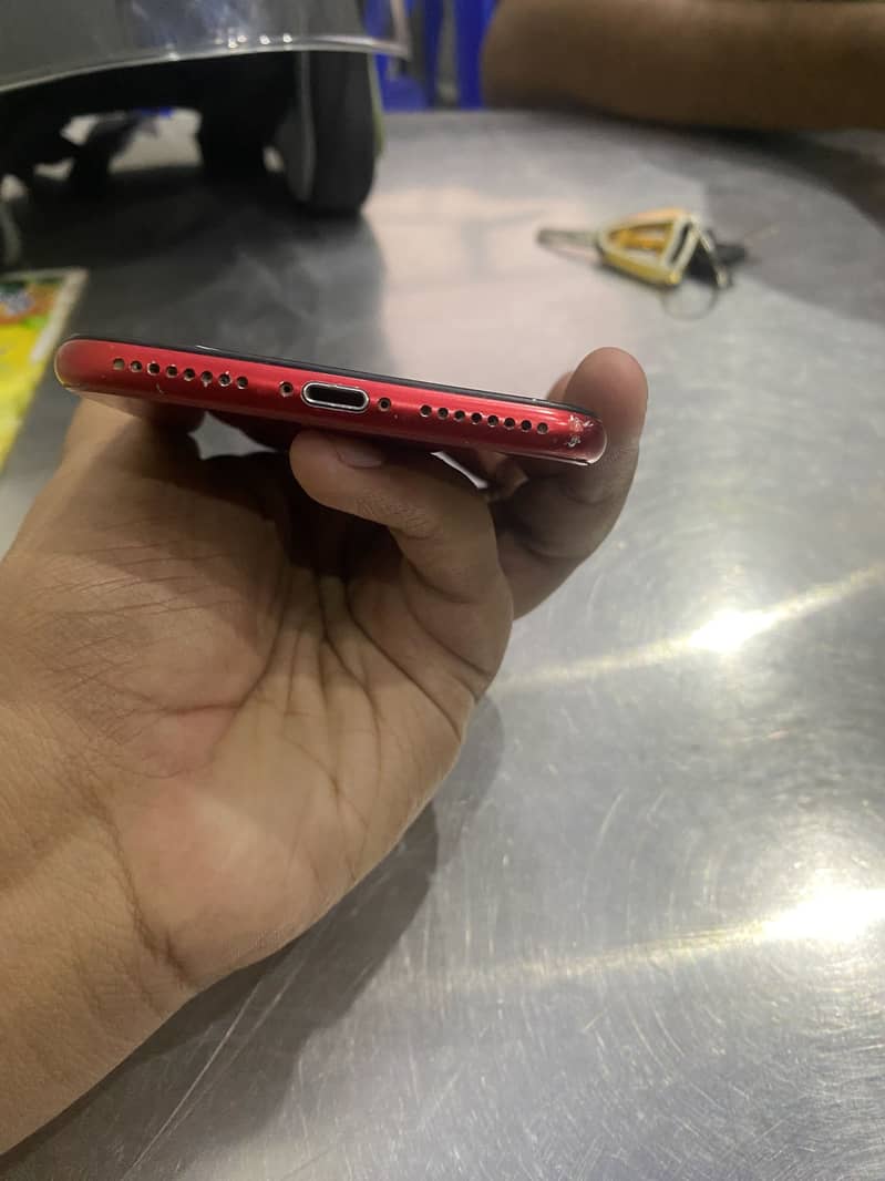 Apple iPhone 8 Plus 5