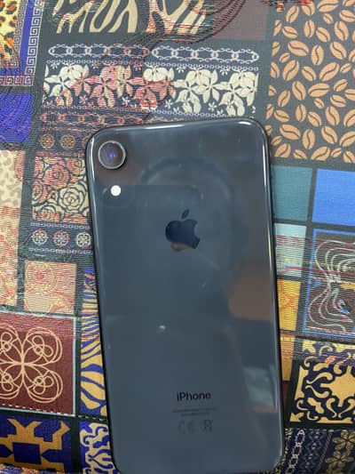 Apple iPhone XR