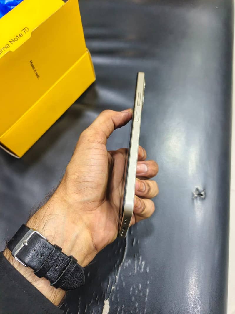 Realme Note 70 0