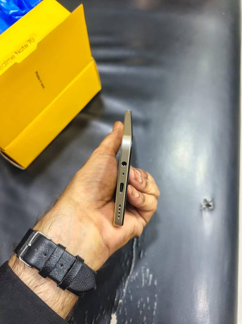 Realme Note 70 4