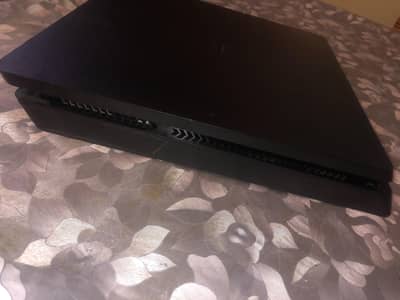 PS4 Slim 500 gb UK import | Original controller|
