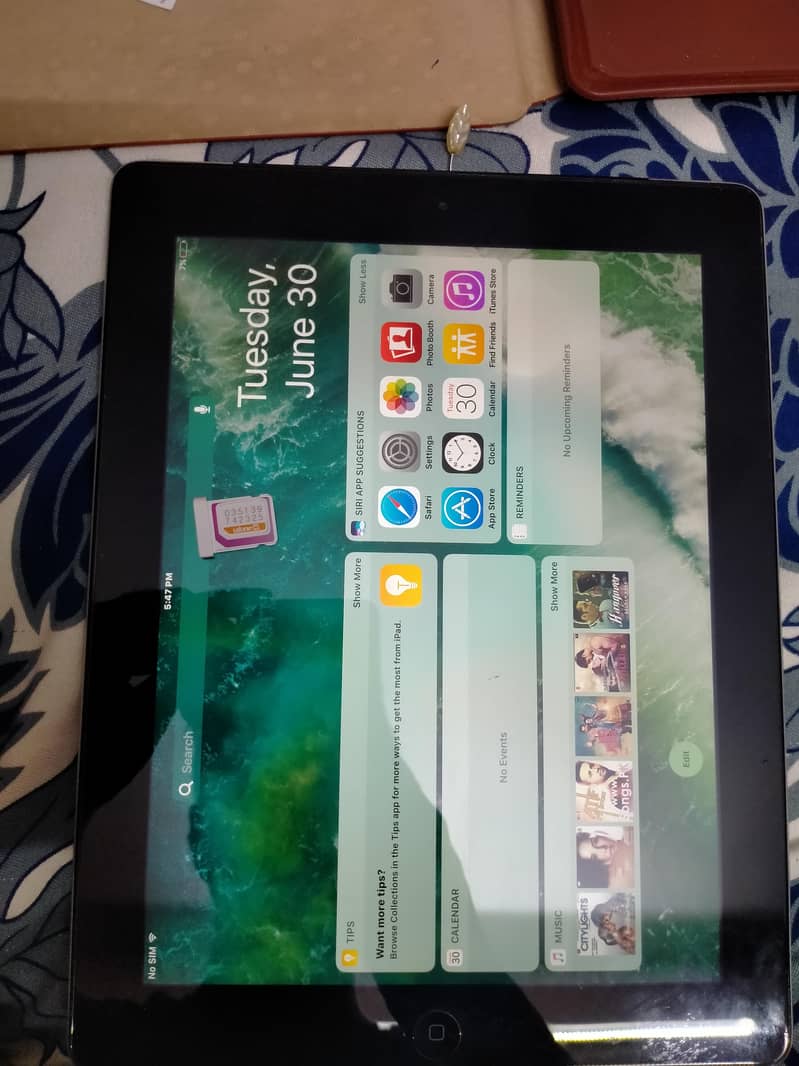 Ipad tab Cellular 2nd Generation scratchless 5