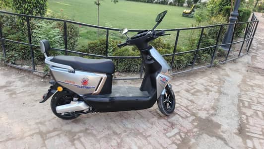 ​United  Electric Scooty 2026 Model - Urgent Sale model 2026