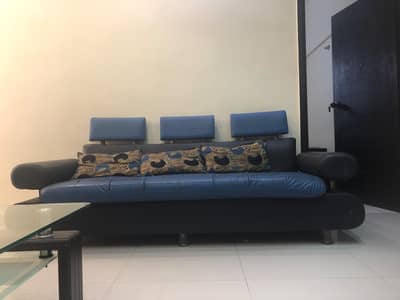 5 seater sofa set in Gulshan e iqbal