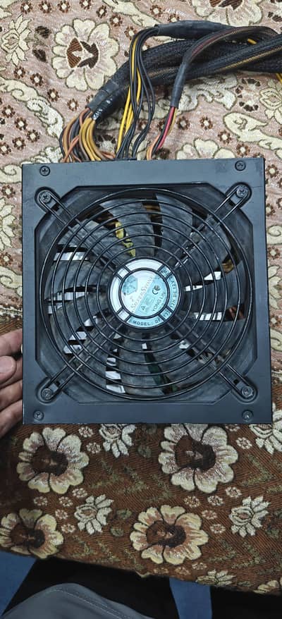 Silver Stone 750watt power supply silver rating