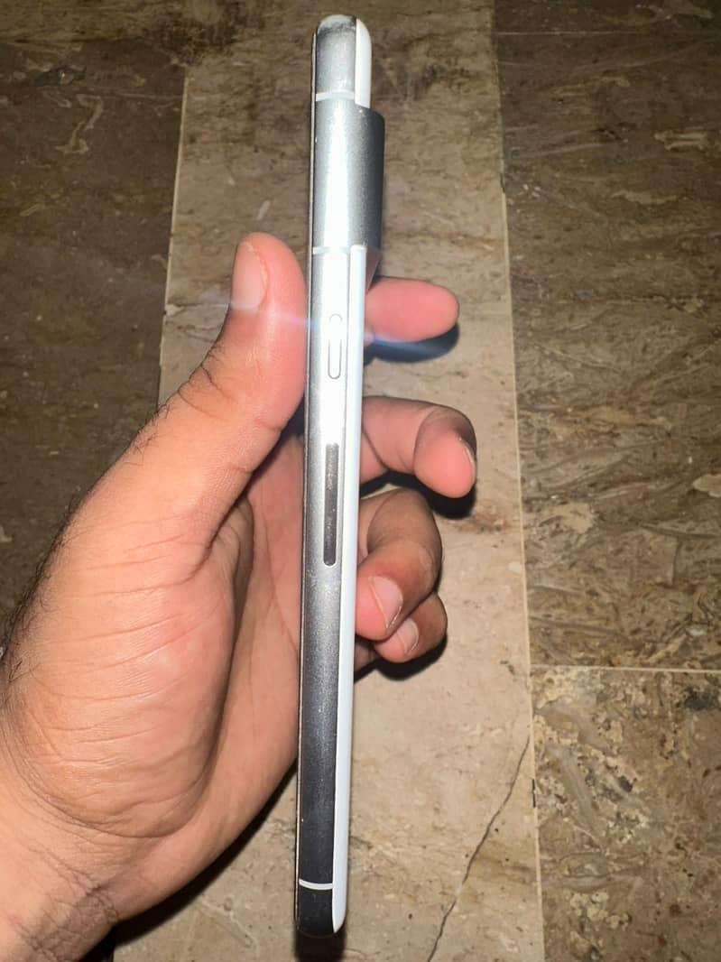 Google Pixel 7 2