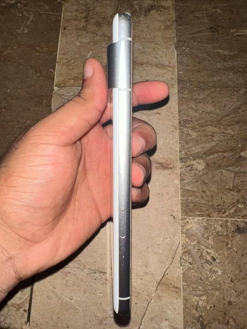 Google Pixel 7 3