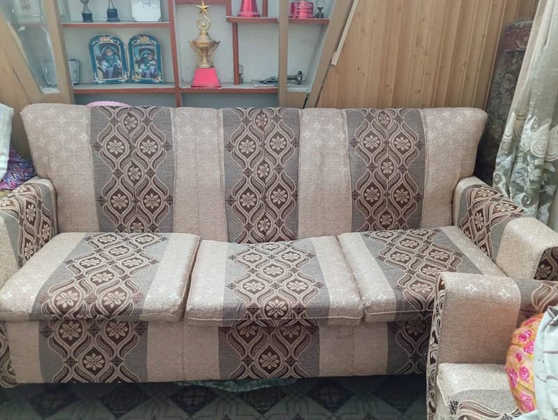 Selling Sofas 1
