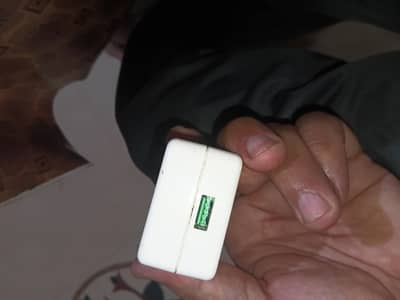 Orignal Oppo charger.
