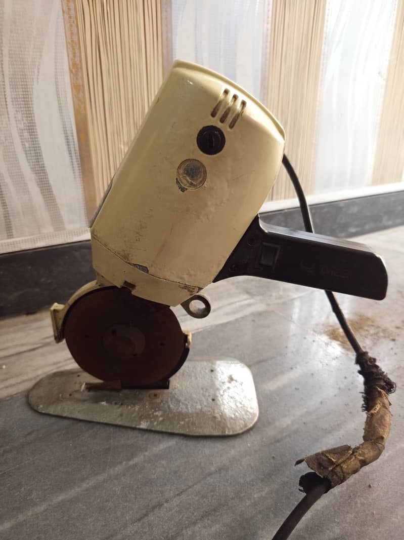 Cutter Machine 4
