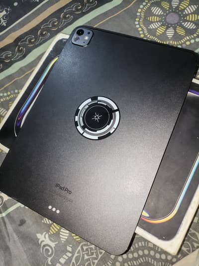 Ipad M4  11inch with box